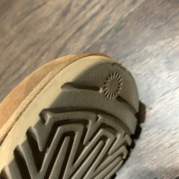 UGG Slip Ons - Picture 5 of 6